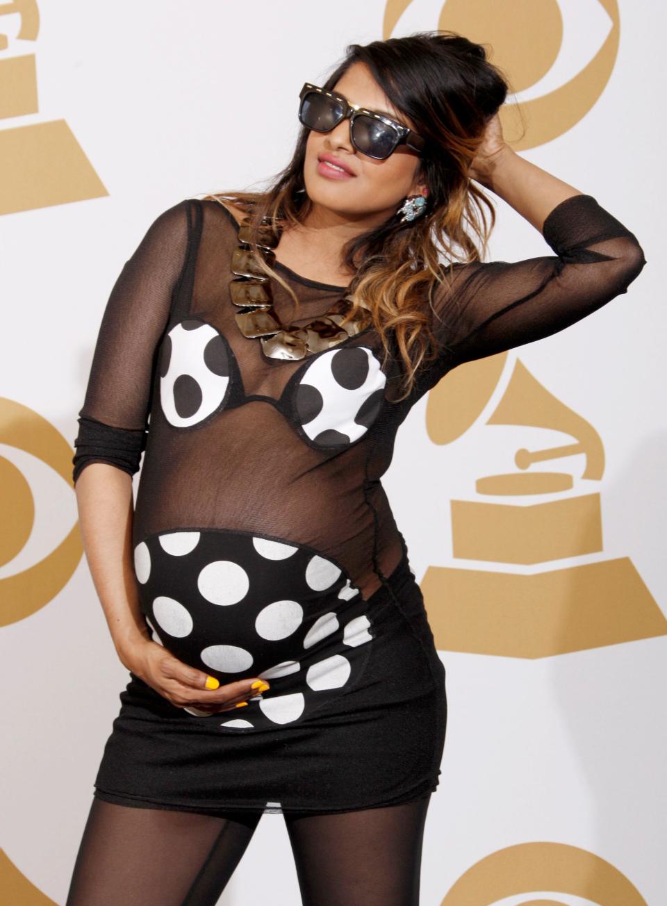 mia 2009 grammys