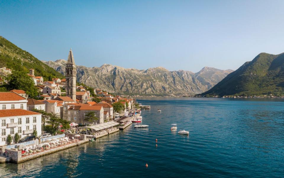 The medieval towns of Perast and Kotor (O&O Portonovi) are a boat trip