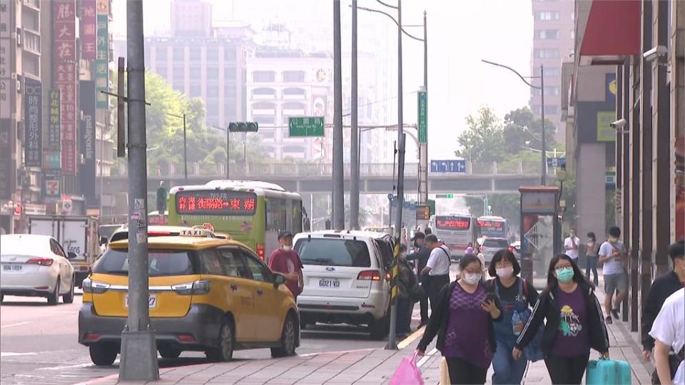 清明連假全台高溫30度 估週日降溫北部雨少