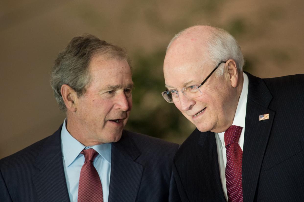 George W. Bush et Dick Cheney en 2015.  - Brendan Smialowski