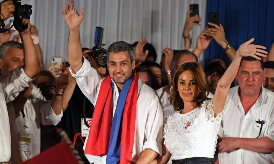 Paraguay’s new president, Mario Abdo Benítez, next to his wife, Silvana López Moreira.