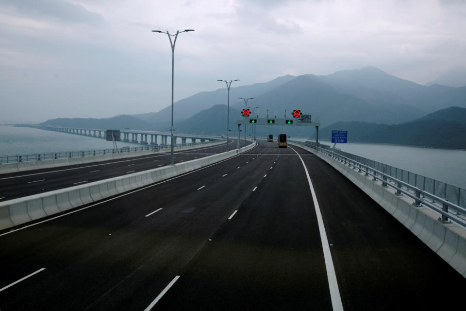 <p>The bridge has been beset by delays and was scheduled to open in October 2016. (REUTERS/Bobby Yip) </p>