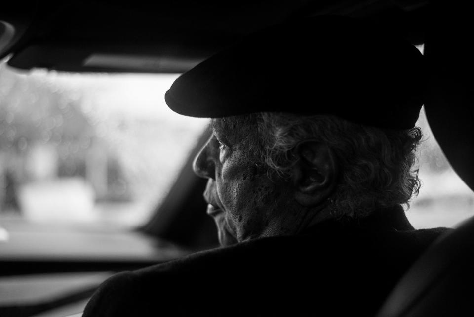 <p>Spencer Leak Sr en route to his eighth funeral of the day on a recent Saturday on Chicago’s south side. (Photo: Jon Lowenstein/NOOR for Yahoo News) </p>