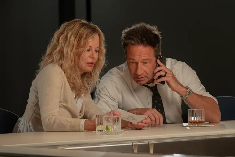 Meg Ryan y David Duchovny en What Happens Later