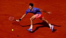 Tennis - French Open - Roland Garros, Paris, France - 2/6/15 Men's Singles - Switzerland's Roger Federer in action during the quarter final Action Images via Reuters / Jason Cairnduff Livepic