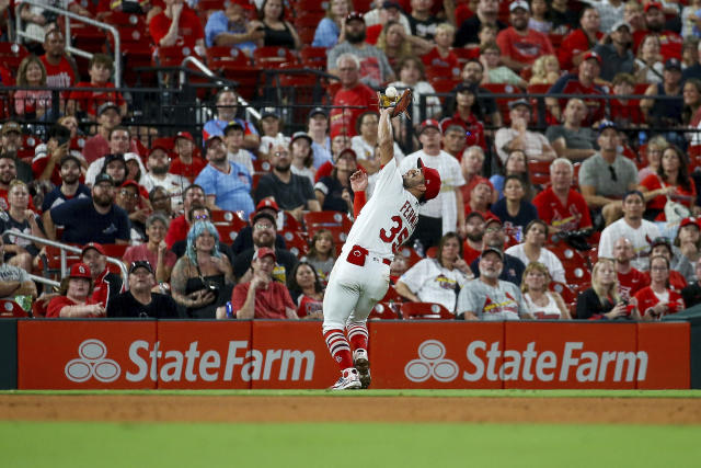 Cincinnati Reds MLB playoff hopes alive with win over Cardinals