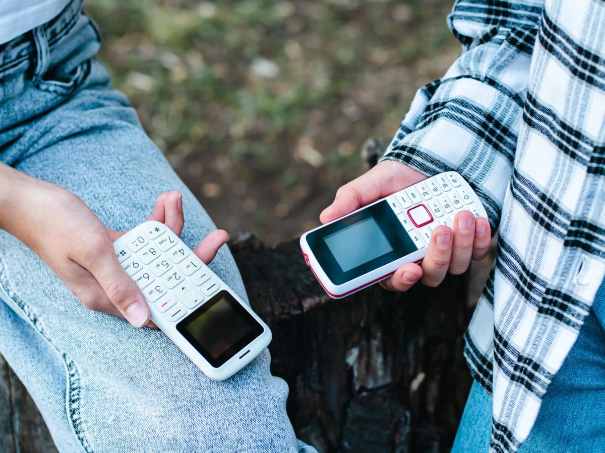 The smart choice? Why creatives should switch to a dumb phone