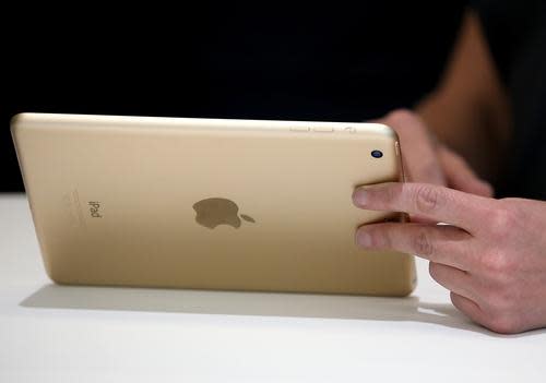 Gold iPad mini 3