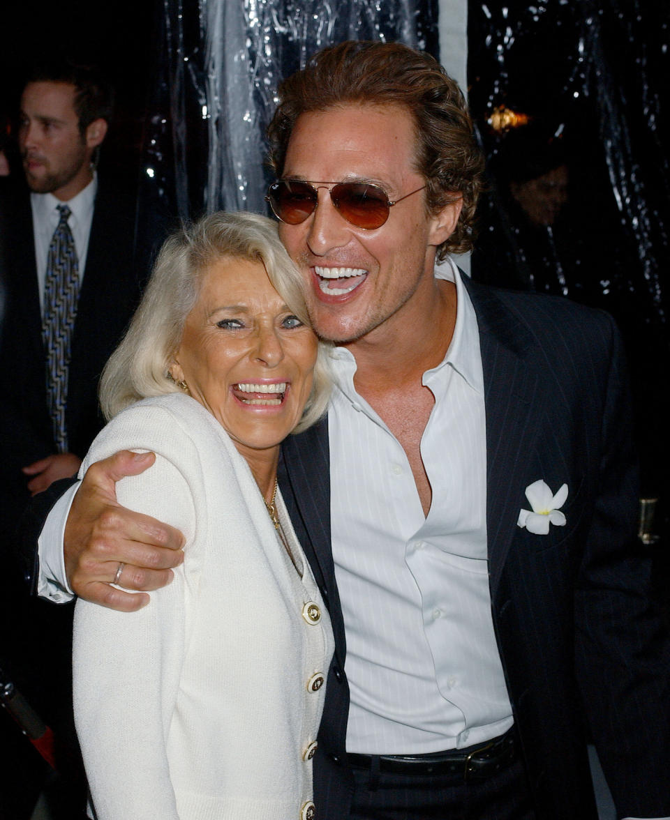 Matthew McConaughey with his mother, Kay. (Photo: Gregg DeGuire via Getty Images)