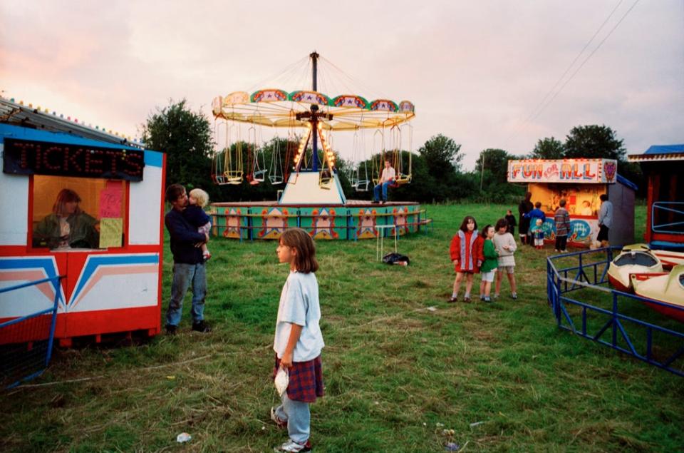 The Passing Show, 1996 (© Tom Wood)