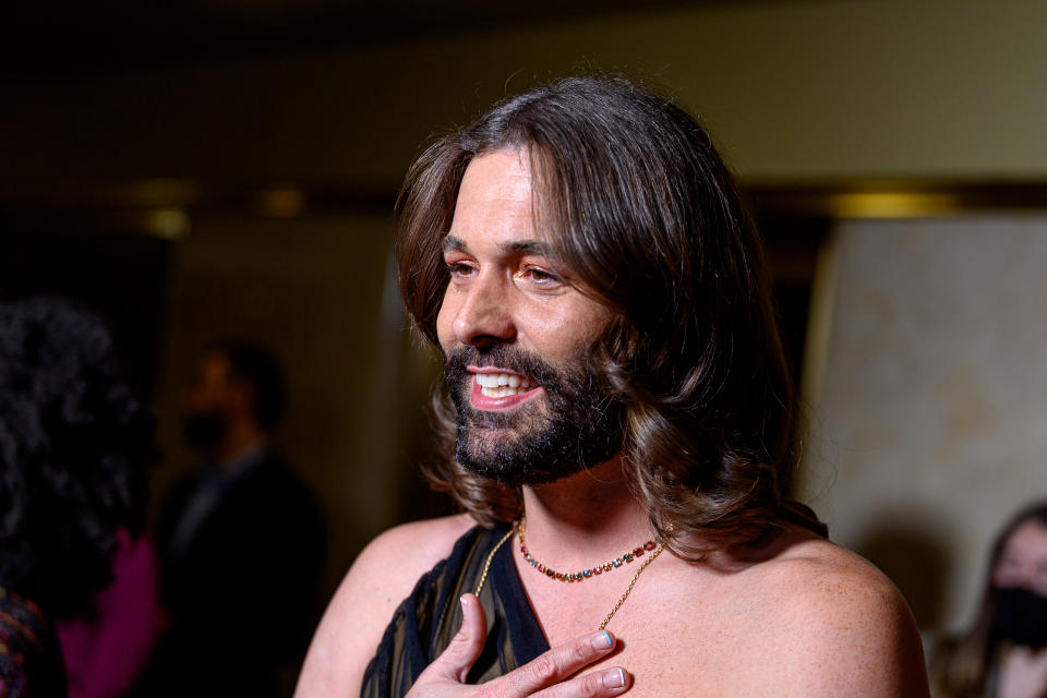 jvn queer eye, JVN, jonathan van ness on red carpet wearing one-shoulder top and pink eyeshadow, Jonathan Van Ness calls this airport blunder an 