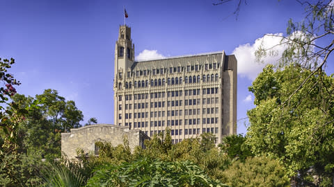 The Emily Morgan San Antonio - a DoubleTree by Hilton Hotel (1924) San Antonio, Texas. Credit: Historic Hotels of America and The Emily Morgan San Antonio - A DoubleTree by Hilton Hotel.