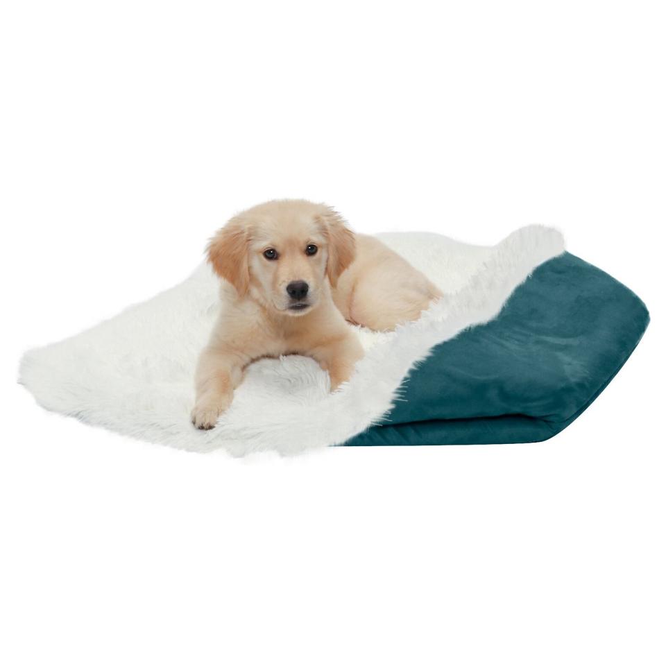 furhaven-self-warming-convertible-cuddle-mat-dog-bed