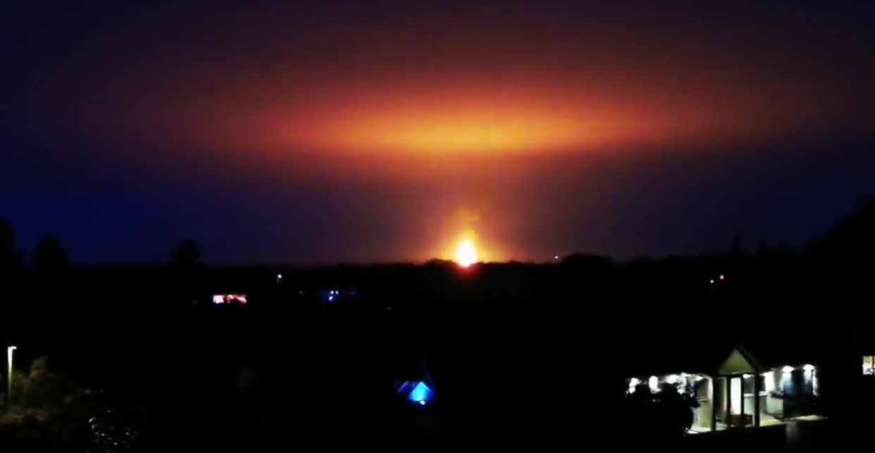 La foudre a provoqué une explosion de gaz dans le ciel britannique, près d’Oxford. L’explosion n’a en revanche pas fait de victimes. 