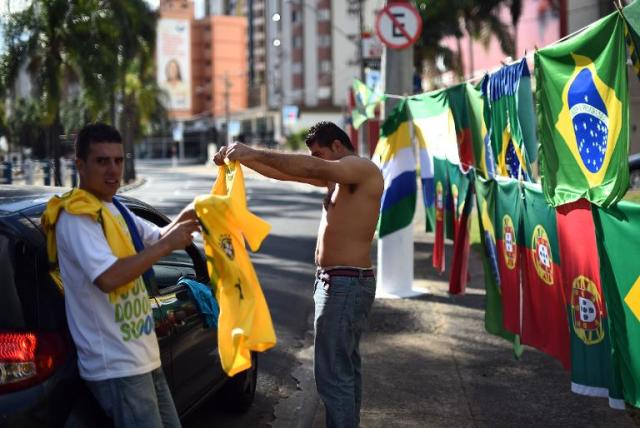 The new Brazil jersey in the streets of São Paulo