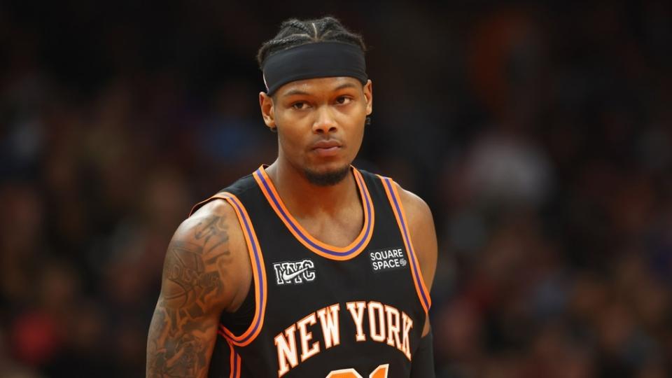 New York Knicks forward Cam Reddish (21) against the Phoenix Suns.