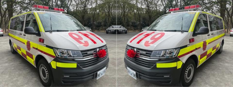 車頭鏡像設計文字要讓前車駕駛能夠更快速「看見」救護車接近。(圖片來源/ 台南市消防局)