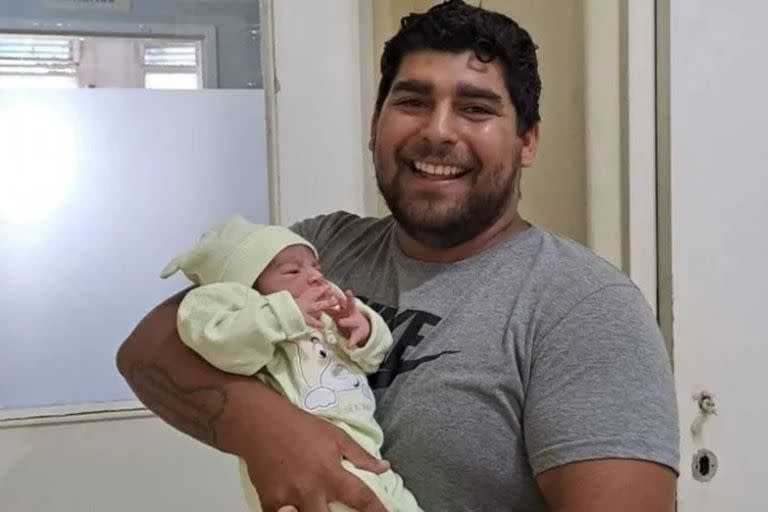 Diego y Brenda determinaron el nombre de su hijo tras el triunfo de Argentina (Foto gentileza El Diario de Carlos Paz)