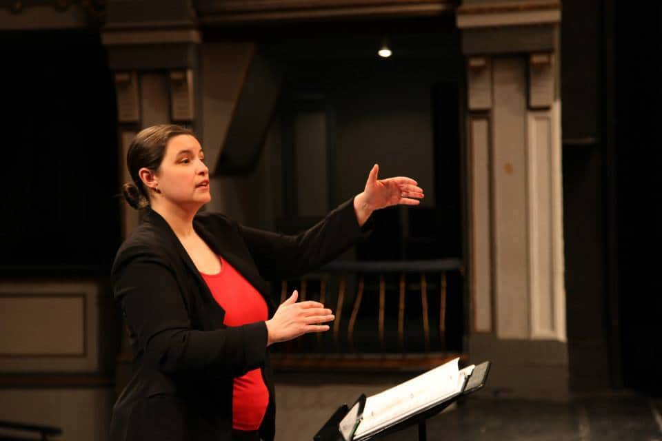 Brenda Luggie conducts the Oak Ridge Chorus.