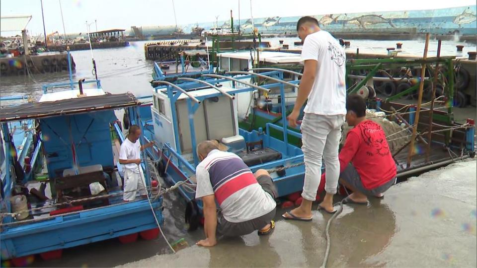 颱風天台東縣長在義大利被罵翻　饒慶鈴今早抵達高雄