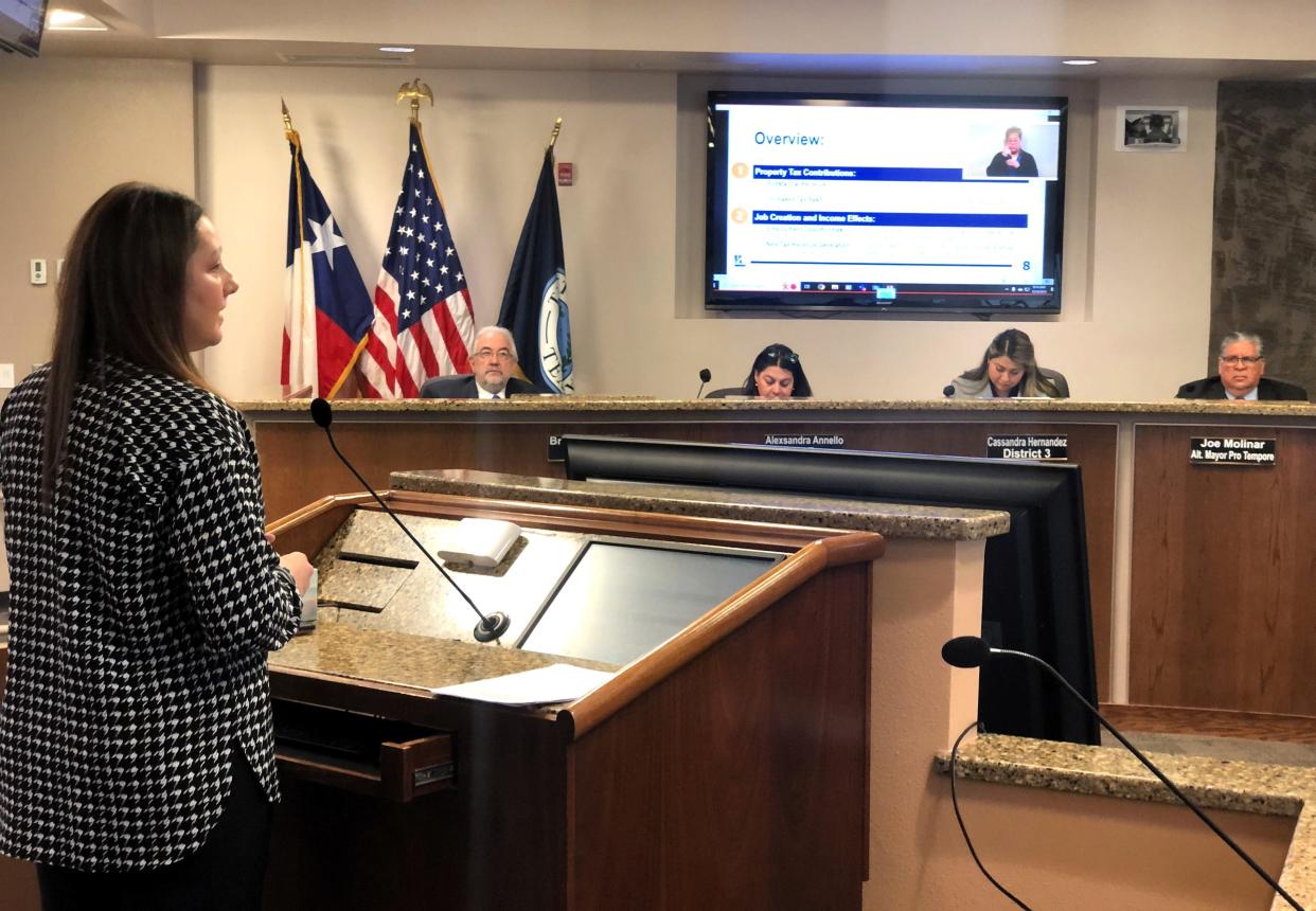 ElIzabeth Triggs, the city of El Paso economic development director, talks to City Council Dec. 4 about proposed tax incentives for a proposed Meta Platforms' $800 million data center in Northeast El Paso.