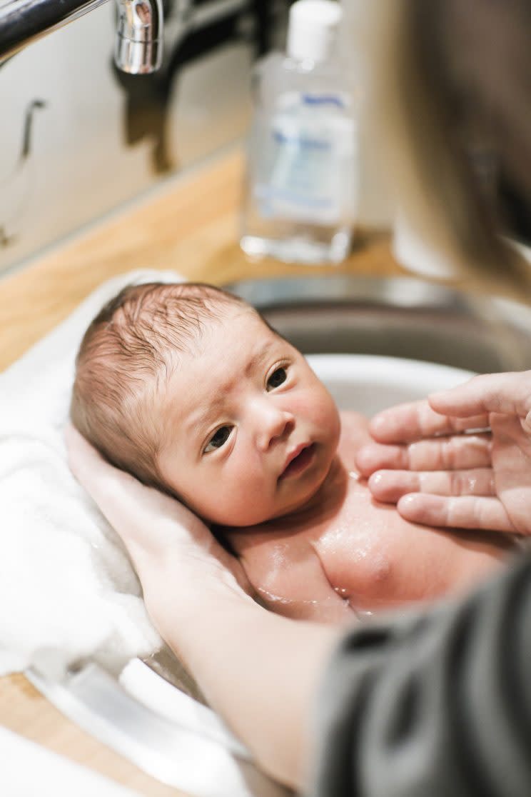 Newborn 'Wait to Bathe' Policy Finally Takes Off