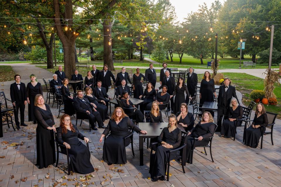 Based at Saint Mary's College, the South Bend Chamber Singers performs the world premiere of Jocelyn Hagen's "Ashes of Roses" on March 5 at the Church of Loretto on the campus of Saint Mary's.