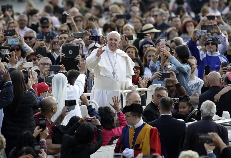 Pope Francis arrives for his weekly general audience, in St. Peter's Square at the Vatican, Wednesday, May 29, 2019. (AP Photo/Alessandra Tarantino)