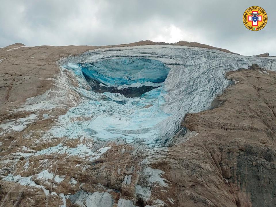 ITALIA-ALPINISTAS MUERTOS (AP)