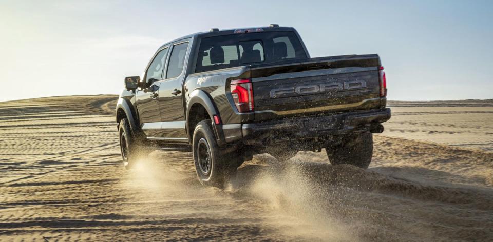 2024 ford f 150 raptor rear