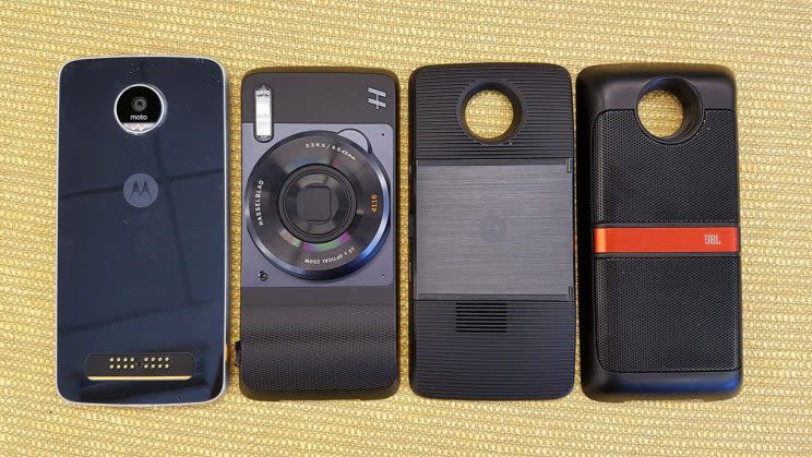 A review of the Moto Z Play (and its mods)