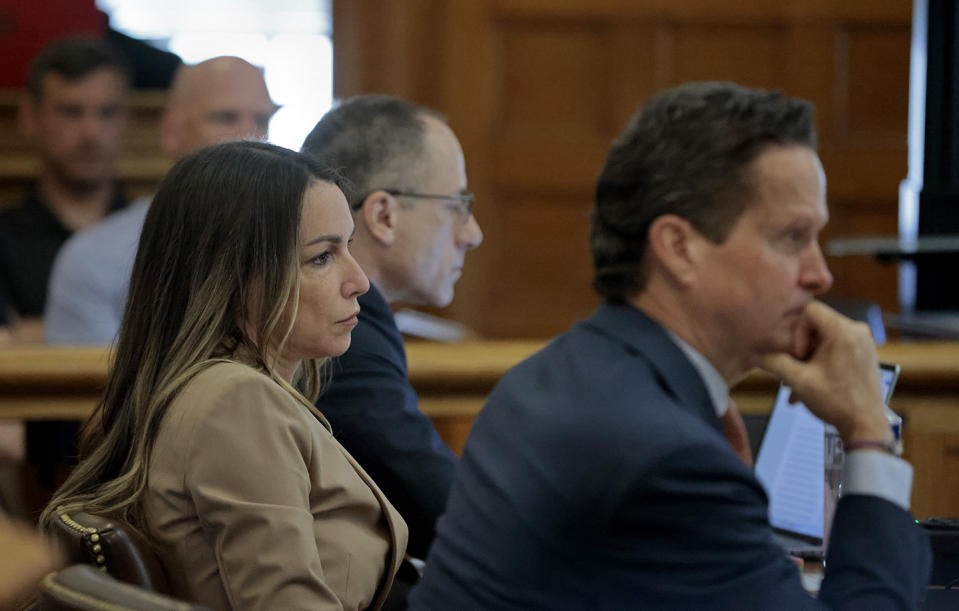 Retired forensic pathologist Dr. Frank Sheridan (not shown) is questioned by defense attorney Elizabeth Little during the murder trial for Karen Read at Norfolk Superior Court, in Dedham, Mass., Monday, June 24, 2024. (Pat Greenhouse/The Boston Globe via AP, Pool)