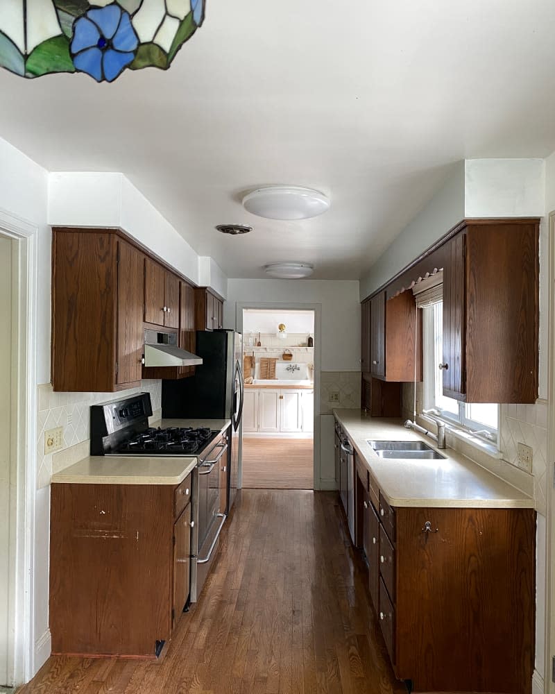 Kitchen before renovation.