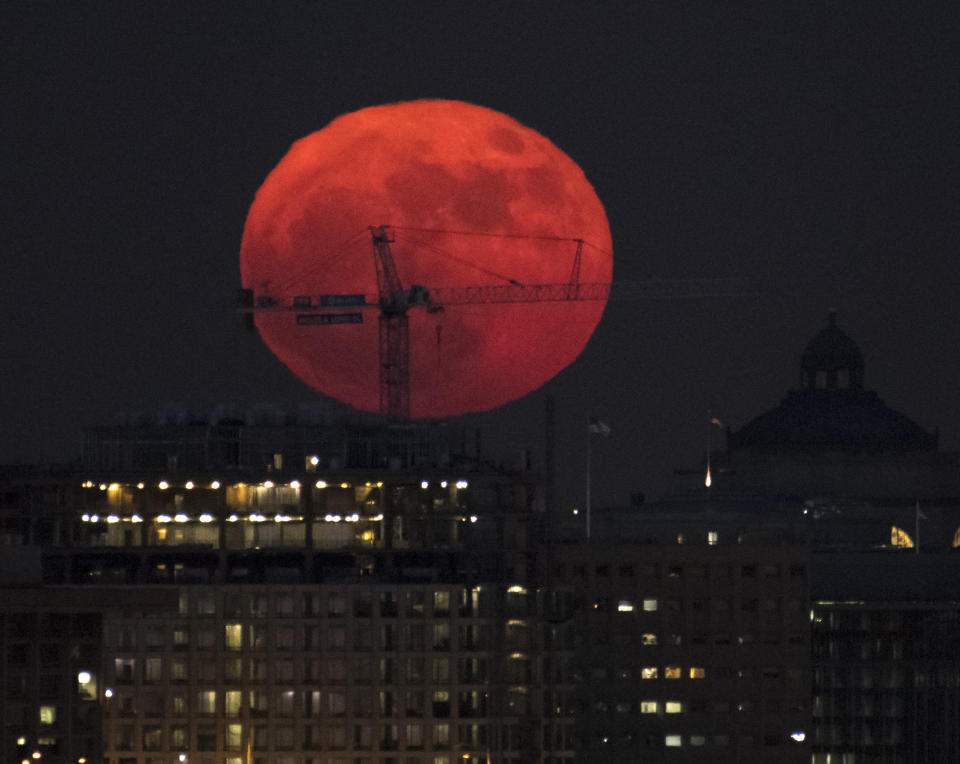 In this handout provided by NASA, the moon is seen as it rises on December 3, 2017 in Washington, DC.&nbsp;