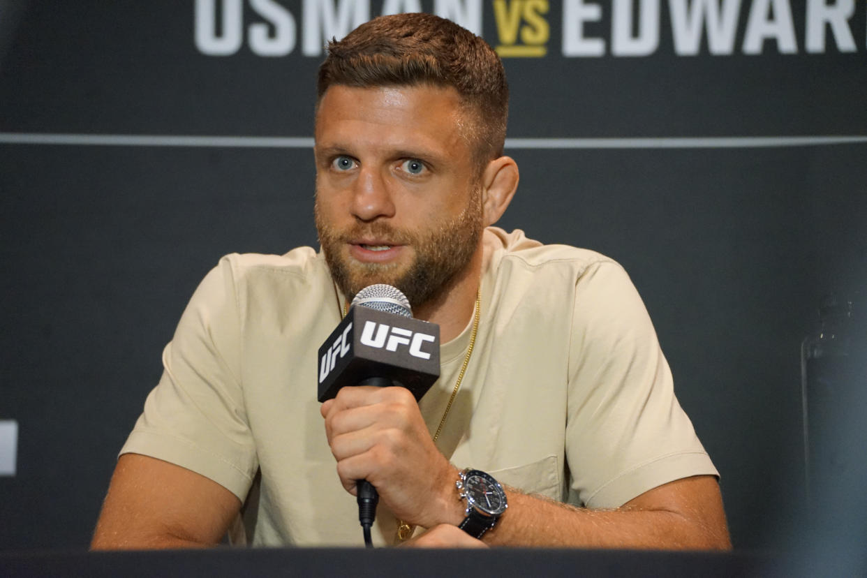 SALT LAKE CITY, UT - AUGUST 20: Guest fighter Calvin Kattar speaks to the media at UFC 278 on August 20, 2022, at the Vivint Smart Home Arena in Salt Lake City, UT. (Photo by Amy Kaplan/Icon Sportswire via Getty Images)