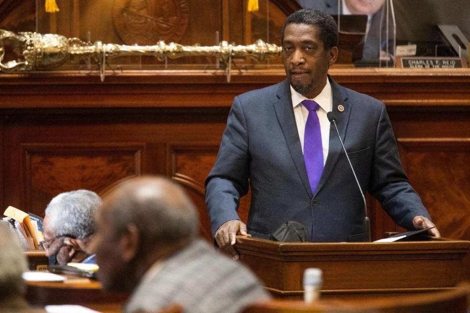 Jerry Govan D-Organgeburg introduces an amendment to proposed redistricting at the South Carolina State House on Thursday, December 2, 2021.