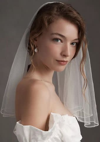 Tessa Kim Mini Birdcage Veil Bridal Ivory / Right Side