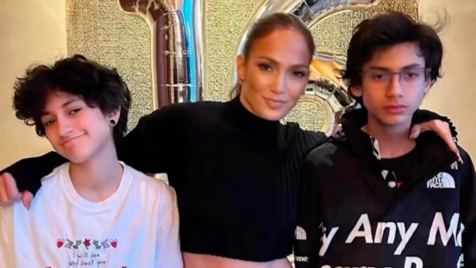 PHOTO: Jennifer Lopez poses with her twins Max and Emme in this grab  from a video posted on Instagram. (Jennifer Lopez/Instagram)