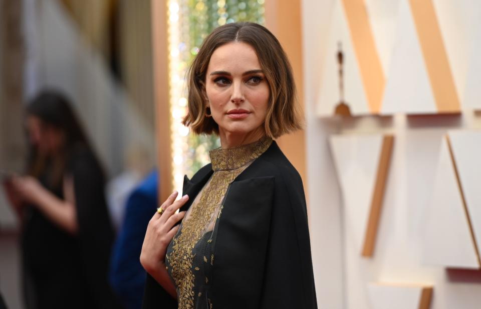 US-Israeli actress Natalie Portman arrives for the 92nd Oscars at the Dolby Theatre in Hollywood, California on February 9, 2020. (Photo by Robyn Beck / AFP) (Photo by ROBYN BECK/AFP via Getty Images)