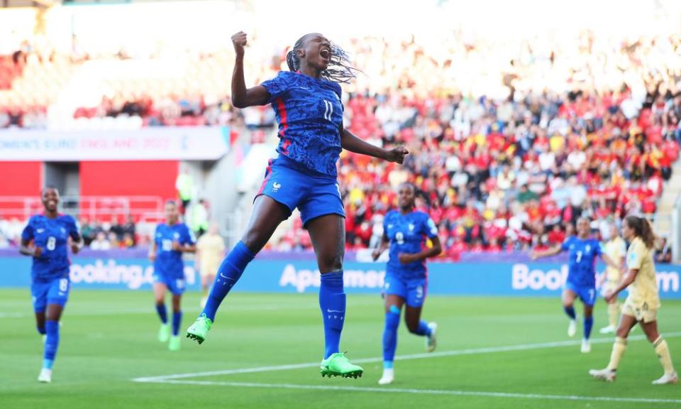 Kadidiatou Diani celebrates her early opener at the New York Stadium.