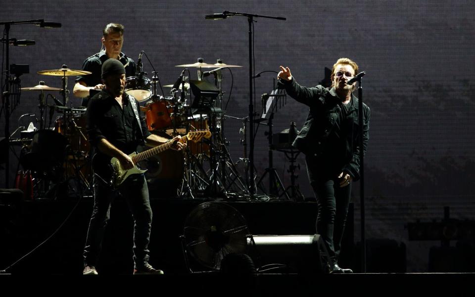 Platz 8: U2