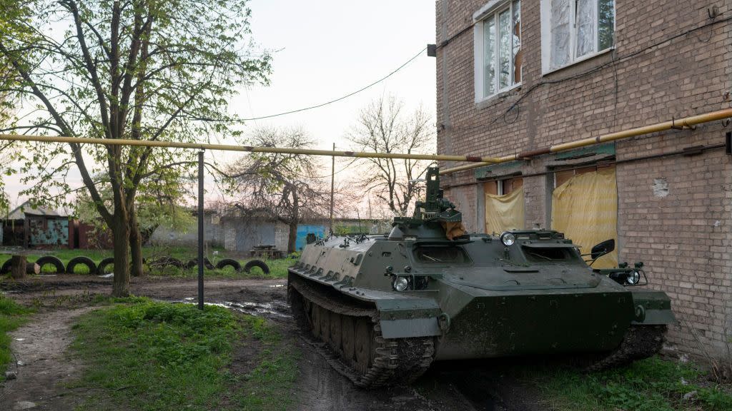 ukrainian military in chasiv yar