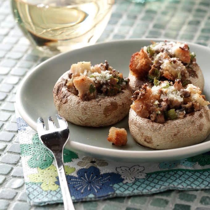 Inspired by: Cheesecake Factory Stuffed Mushrooms