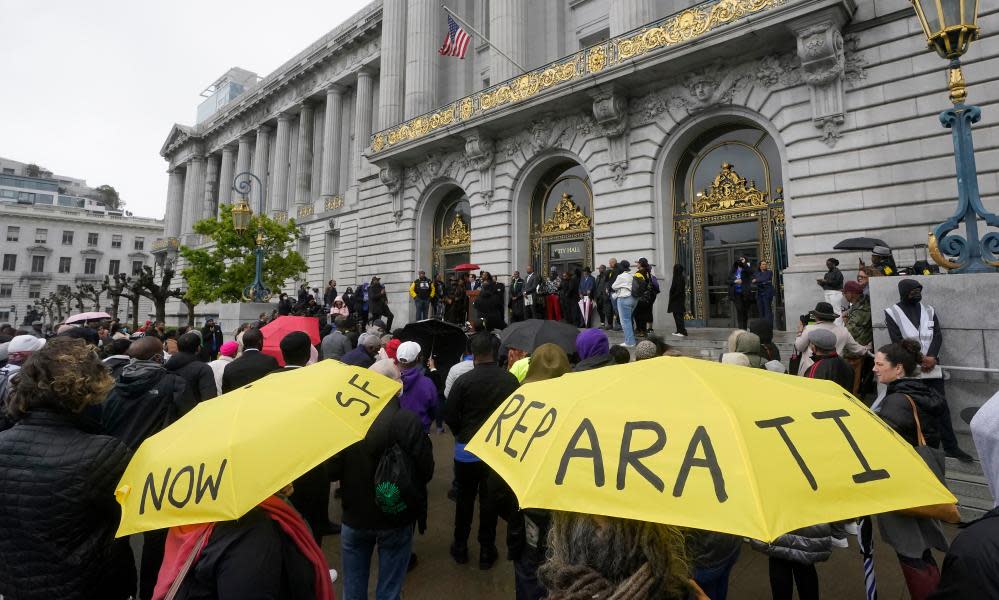 <span>Photograph: Jeff Chiu/AP</span>