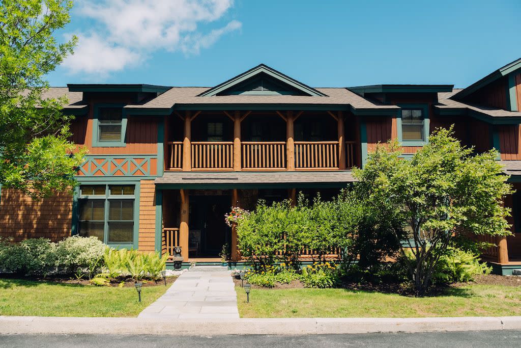 Trailside Ski Chalet