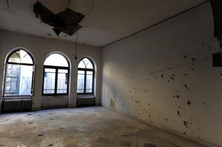 A view of a damaged room at the Baron Hotel in Aleppo, Syria July 14, 2017. REUTERS/Omar Sanadiki