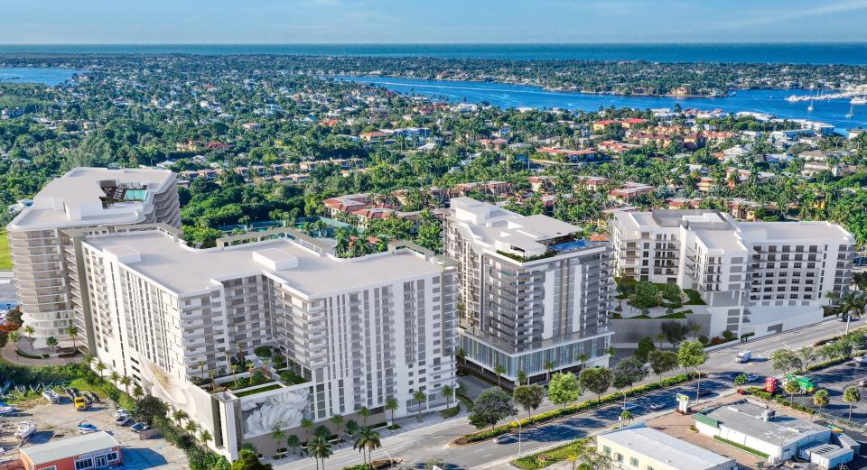 Aura at Metropolitan Naples is popular with buyers due to its outstanding downtown location, which includes the nearby Naples Bay Resort Marina.