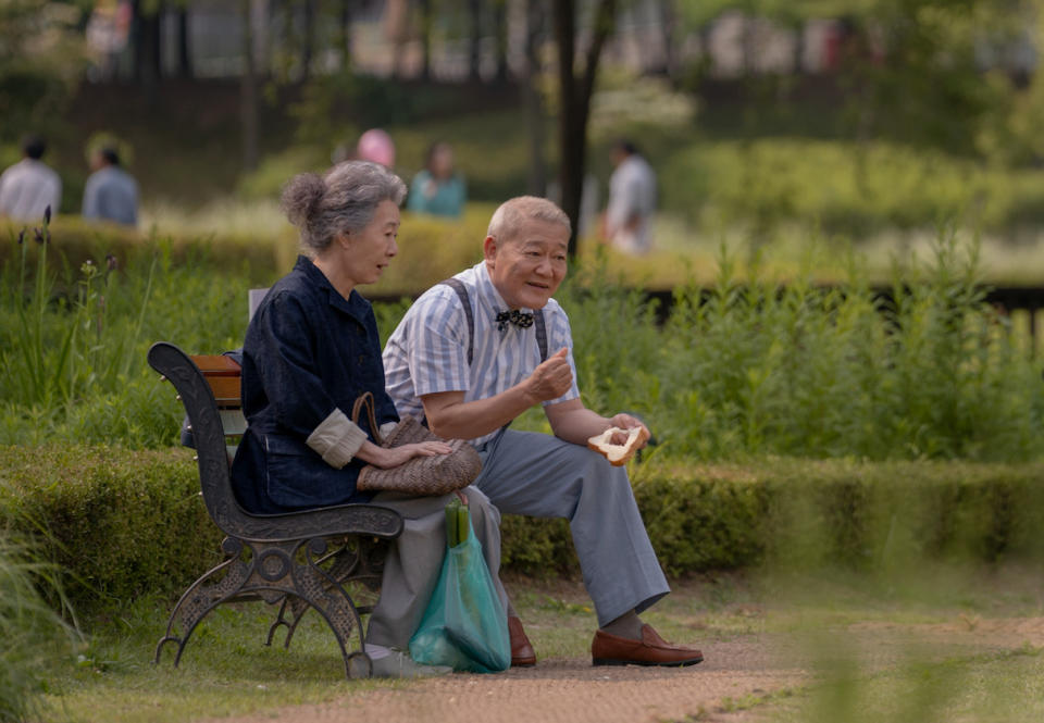 Yuh-Jung Youn with Jun Kunimura