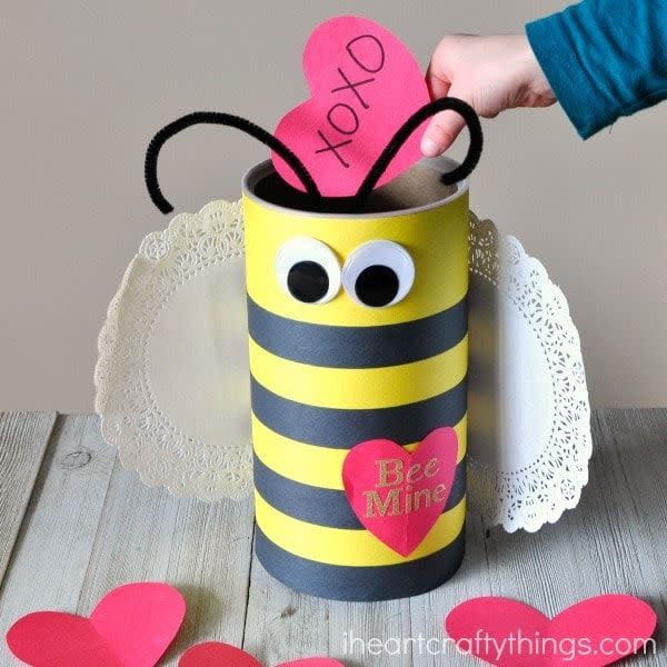 bee diy valentines day boxes