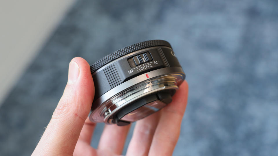 Canon RF 28mm f/2.8 STM lens